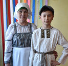 15 апреля в рамках  цикла мероприятий, посвященных Дню национального костюма в республике Башкортстан   в Нижнебобинской  школе  прошёл фолкурок для учащихся   на тему «Русский народный костюм».