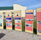 9 мая на центральной площади была организована однодневная выставка «Вклад мечетлинцев в Великой Отечественнной войне в 1941-1945 годах», которая вызвала большой интерес у жителей района.