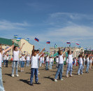 На центральной площади села Большеустьикинское прошли мероприятия, посвящённые Сабантую и Дню России.